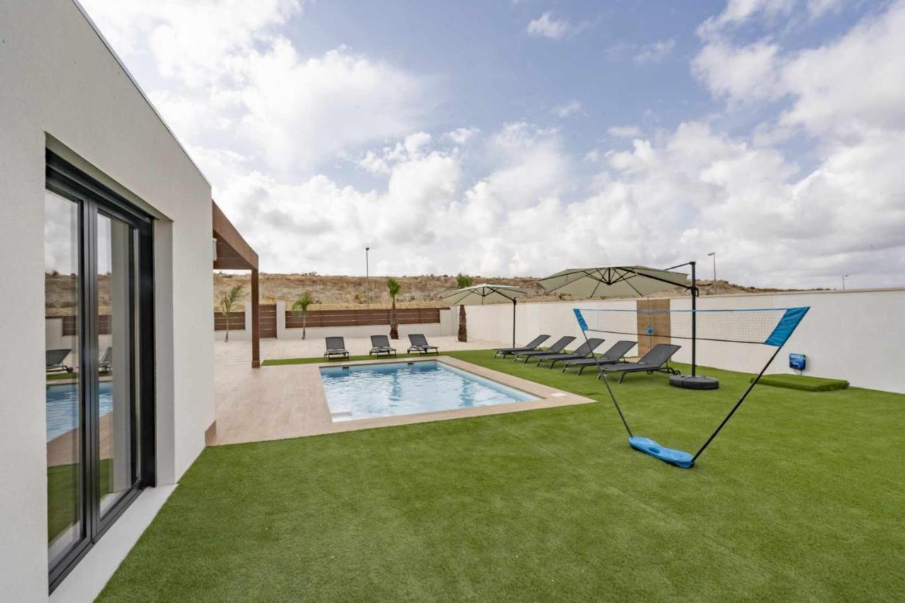 Villa De Lujo Riopark *